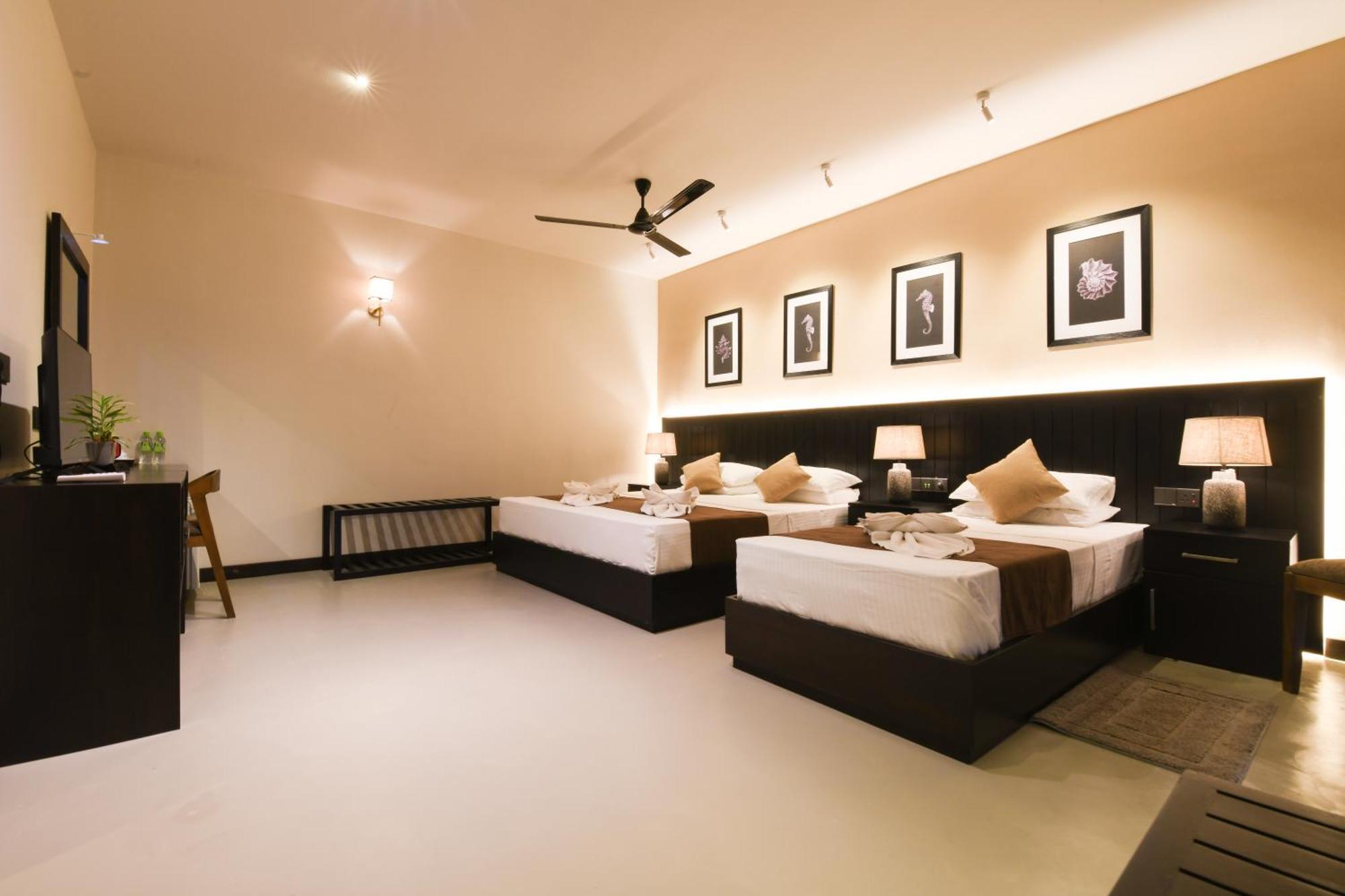 Hiriketiya Beach Resort Dikwella Bagian luar foto